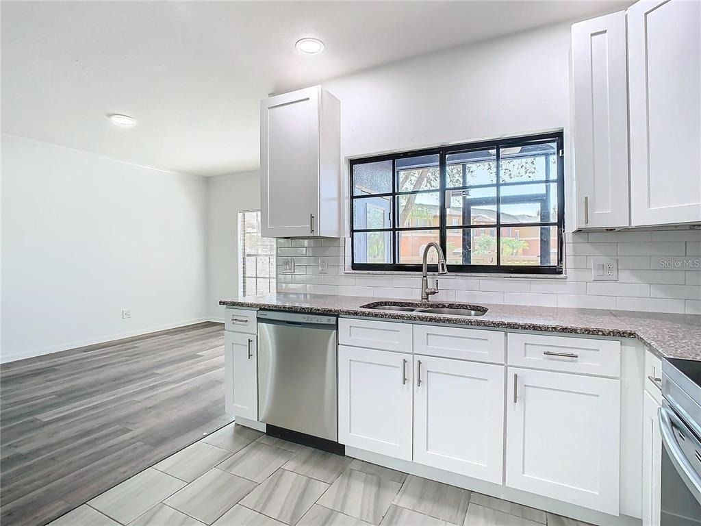 1019 Blackwater Drive - Photo 3