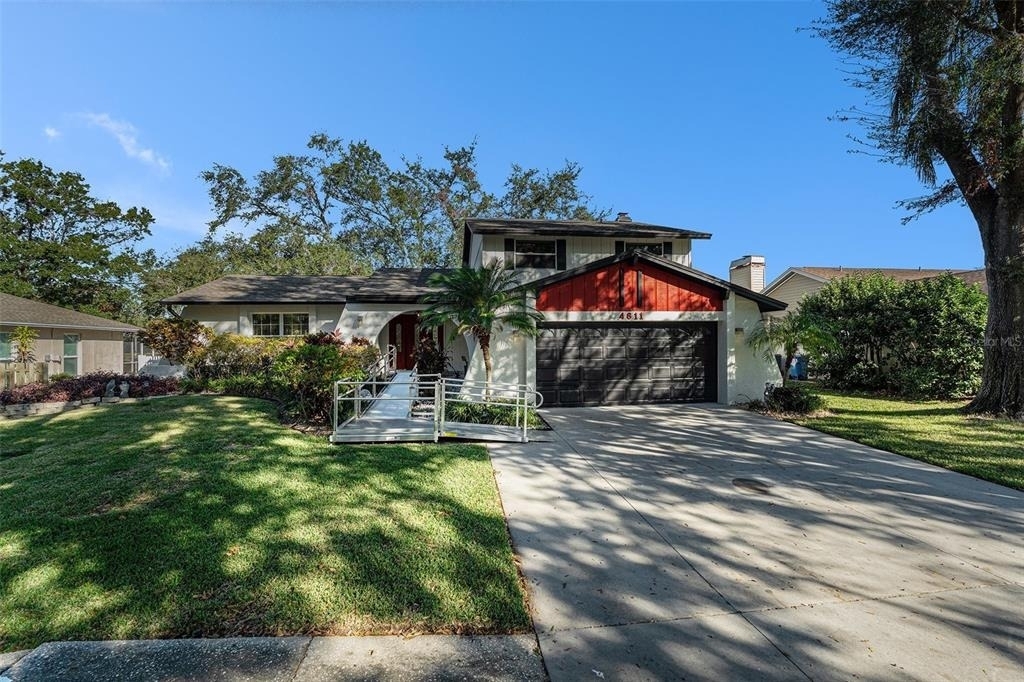 4611 Landscape Drive - Photo 2