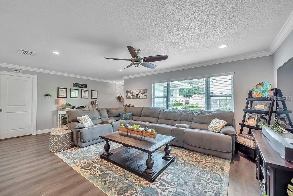 6770 15th Avenue N - Photo 2