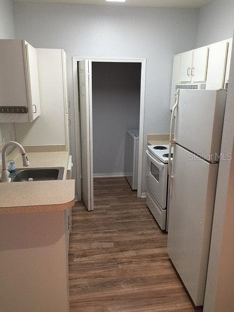 1910 E Palm Avenue - Photo 2