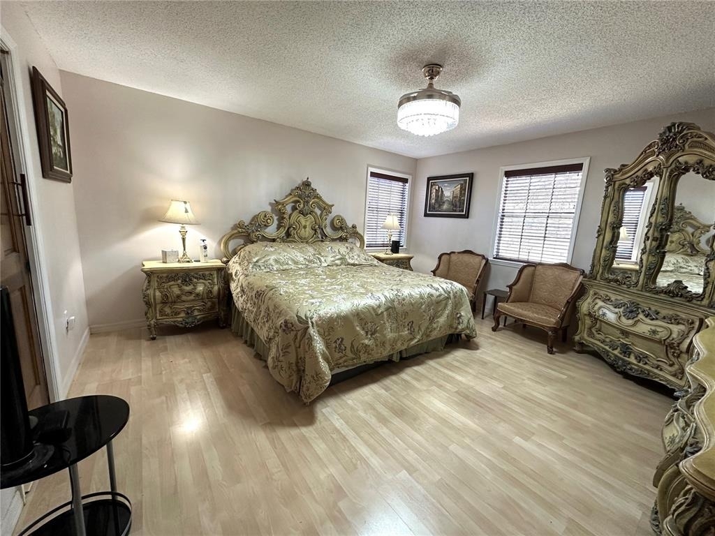 8834 Whispering Oaks Trail - Photo 23
