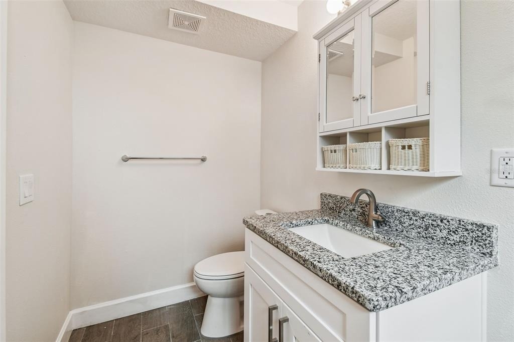 650 E Tarpon Avenue - Photo 26