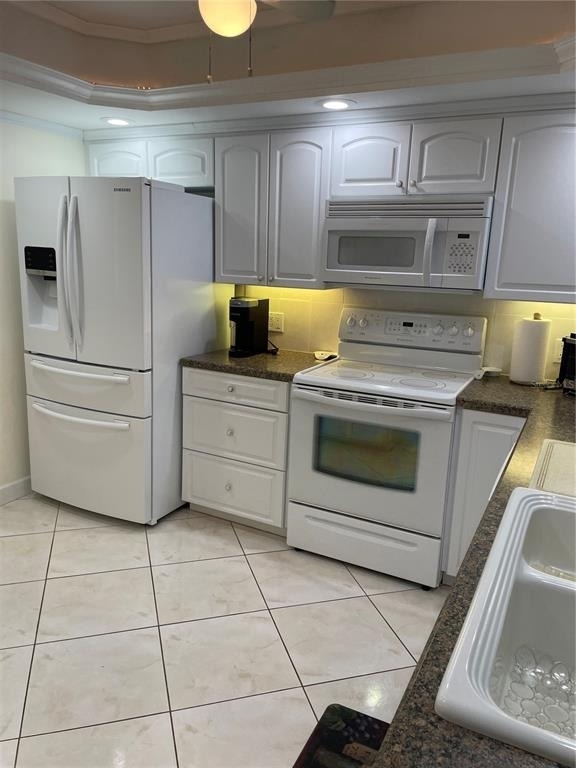 895 S Gulfview Boulevard - Photo 13