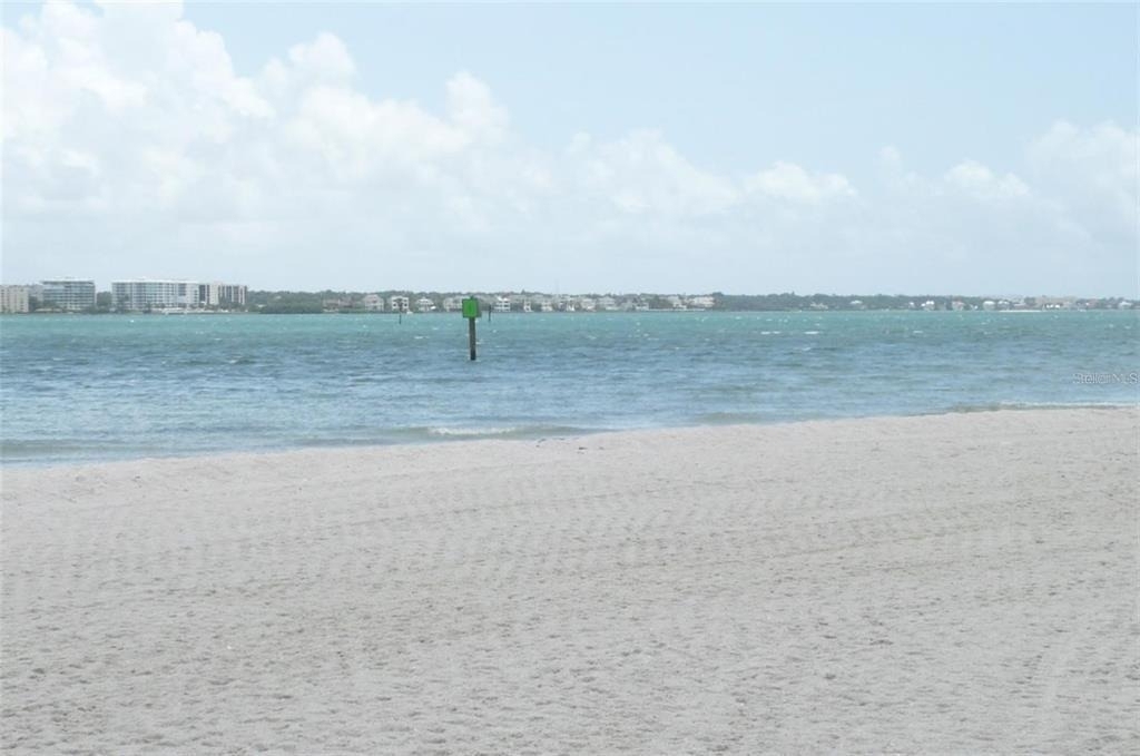 895 S Gulfview Boulevard - Photo 53