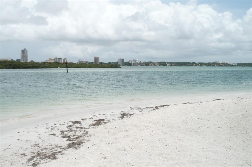 895 S Gulfview Boulevard - Photo 41