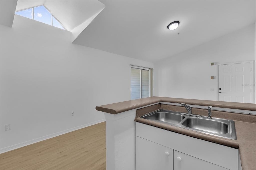 5144 City Street - Photo 6