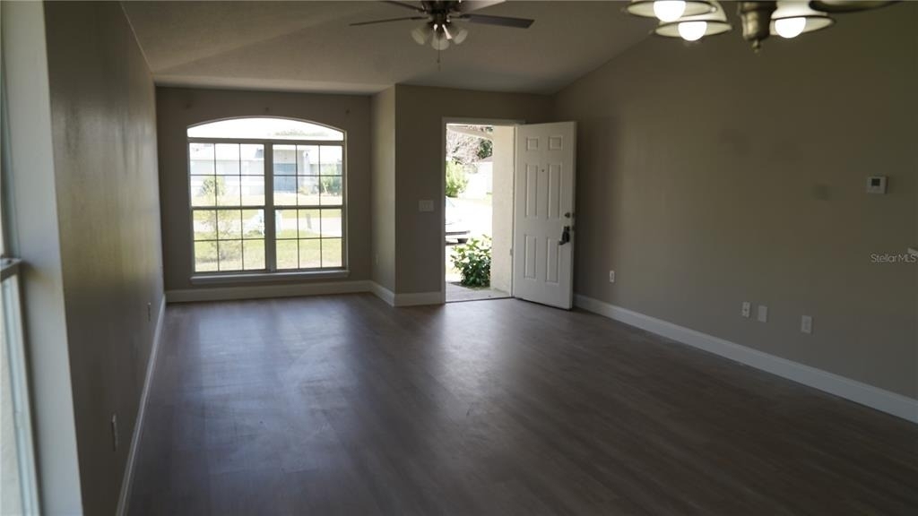 510 Blackbird Lane - Photo 3