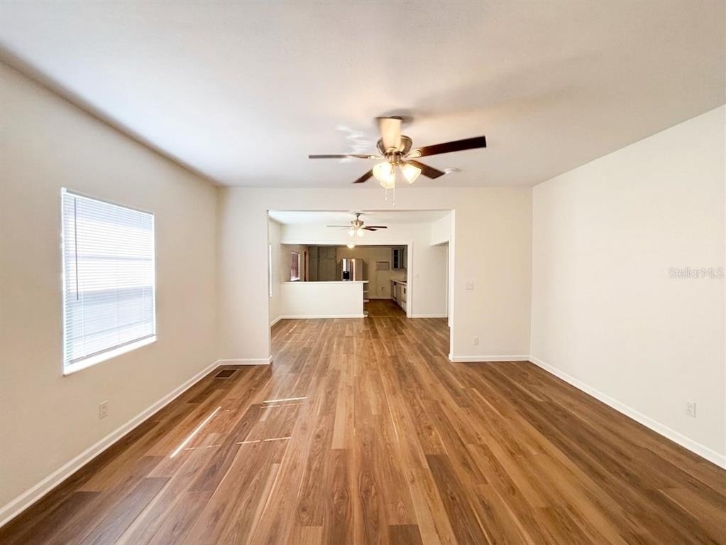 320 W Bullard Avenue - Photo 3