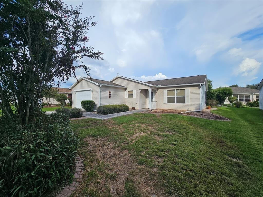 945 Candler Place - Photo 1