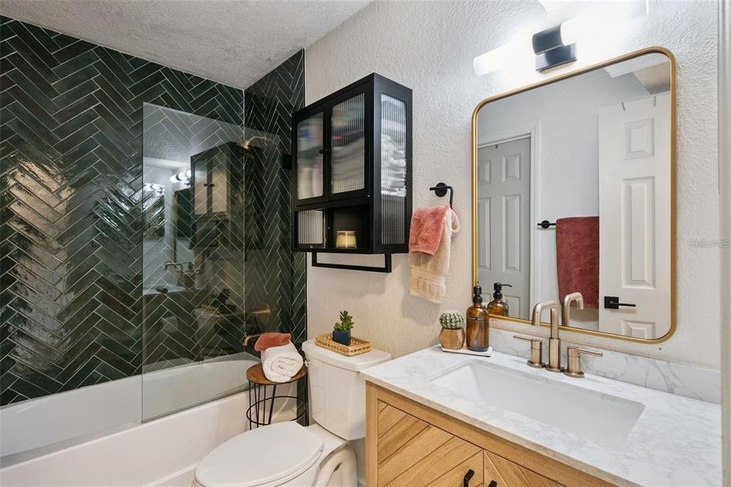 1922 Conway Road - Photo 5