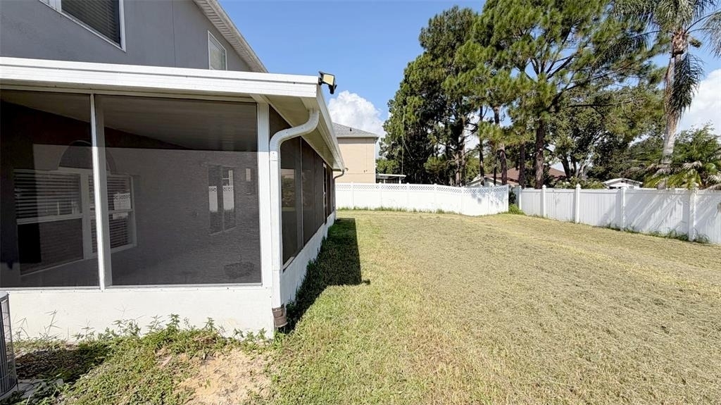 531 Clancy Street - Photo 37