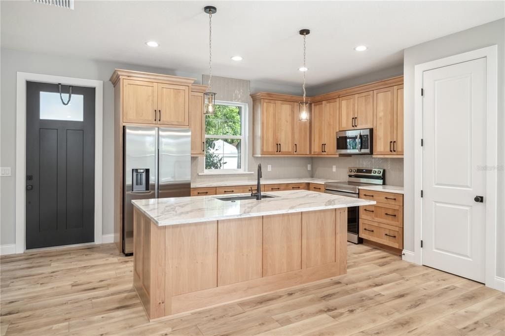 444 Delaney Park Drive - Photo 4