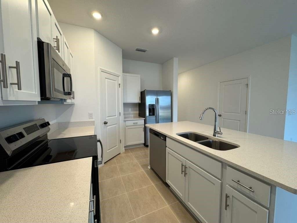 7629 Waterscape Drive - Photo 6