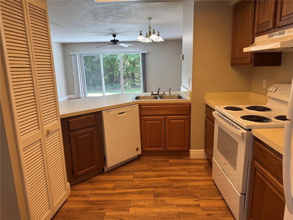 4863 Walden Circle - Photo 6
