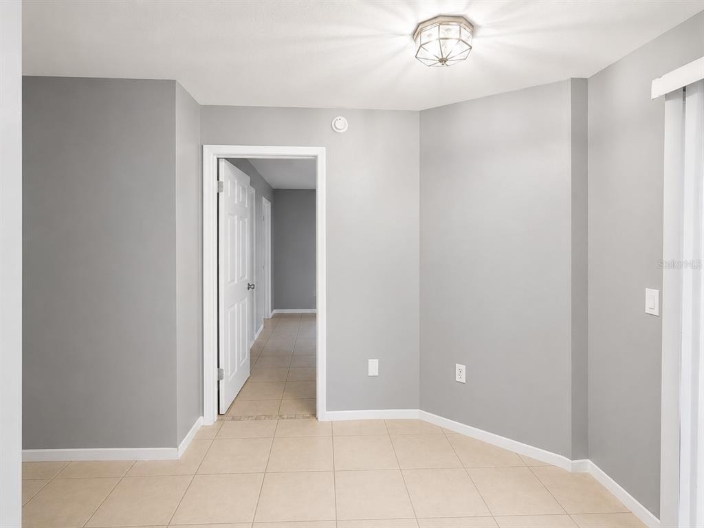 112 Reserve Circle - Photo 4