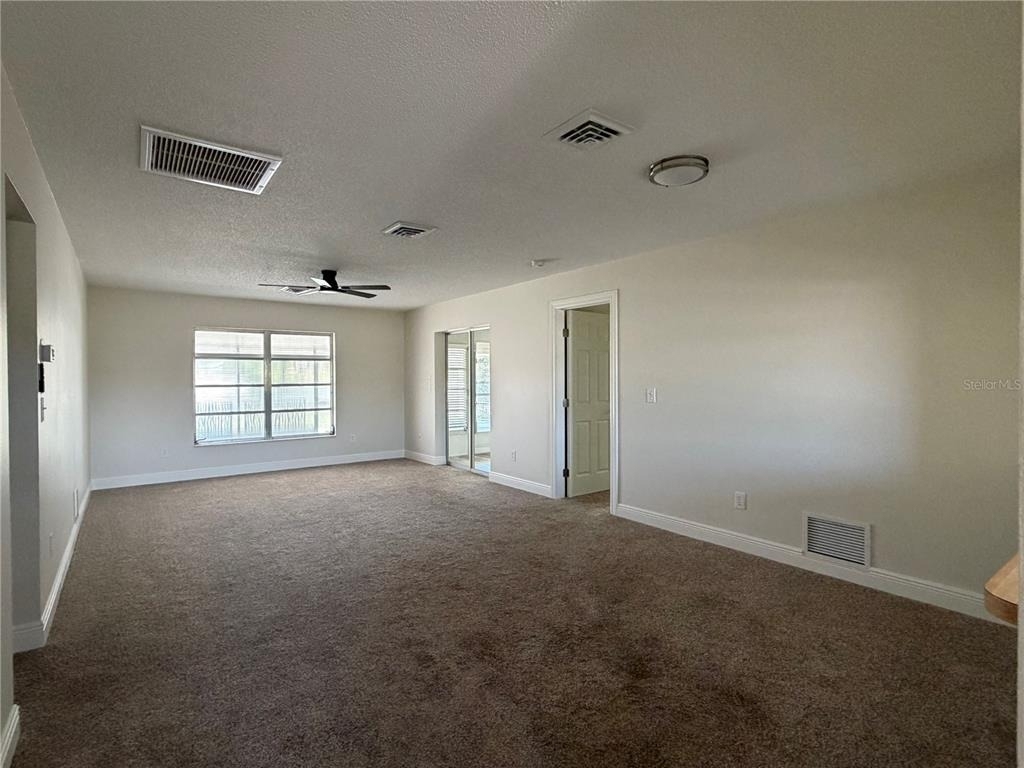 635 Harvey Street - Photo 3