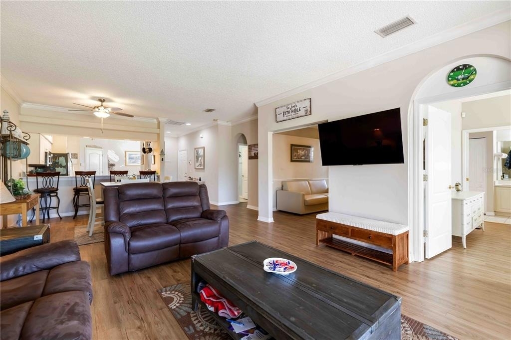 5064 Mahogany Run Avenue - Photo 7