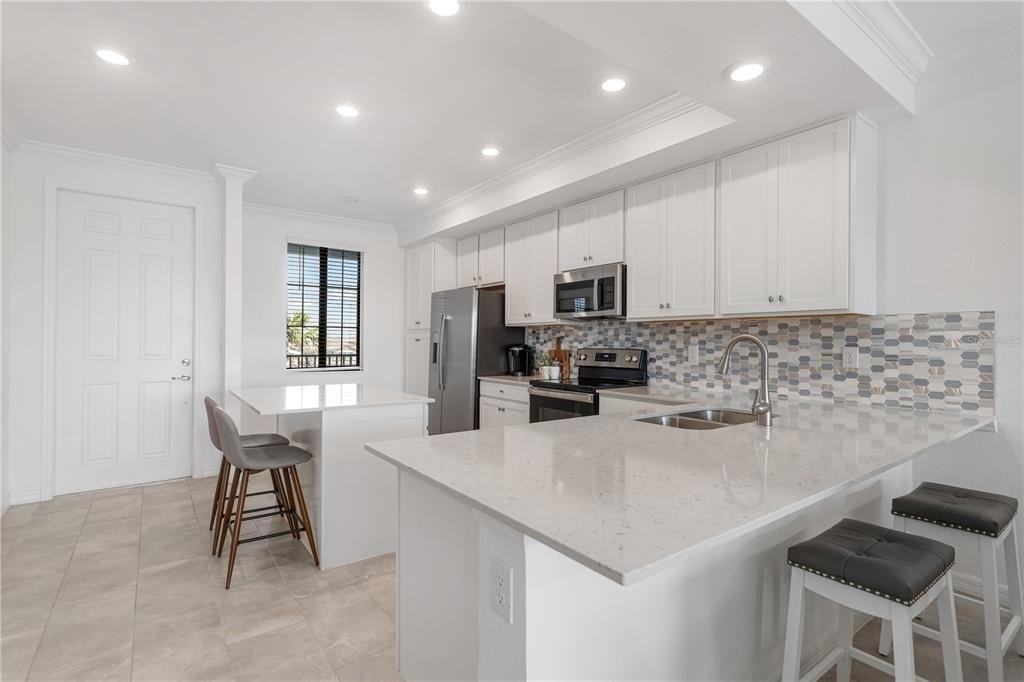 18028 Gawthrop Drive - Photo 4