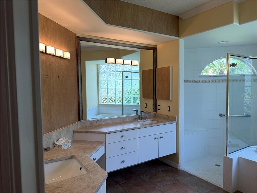 8544 Park Shore Lane - Photo 21