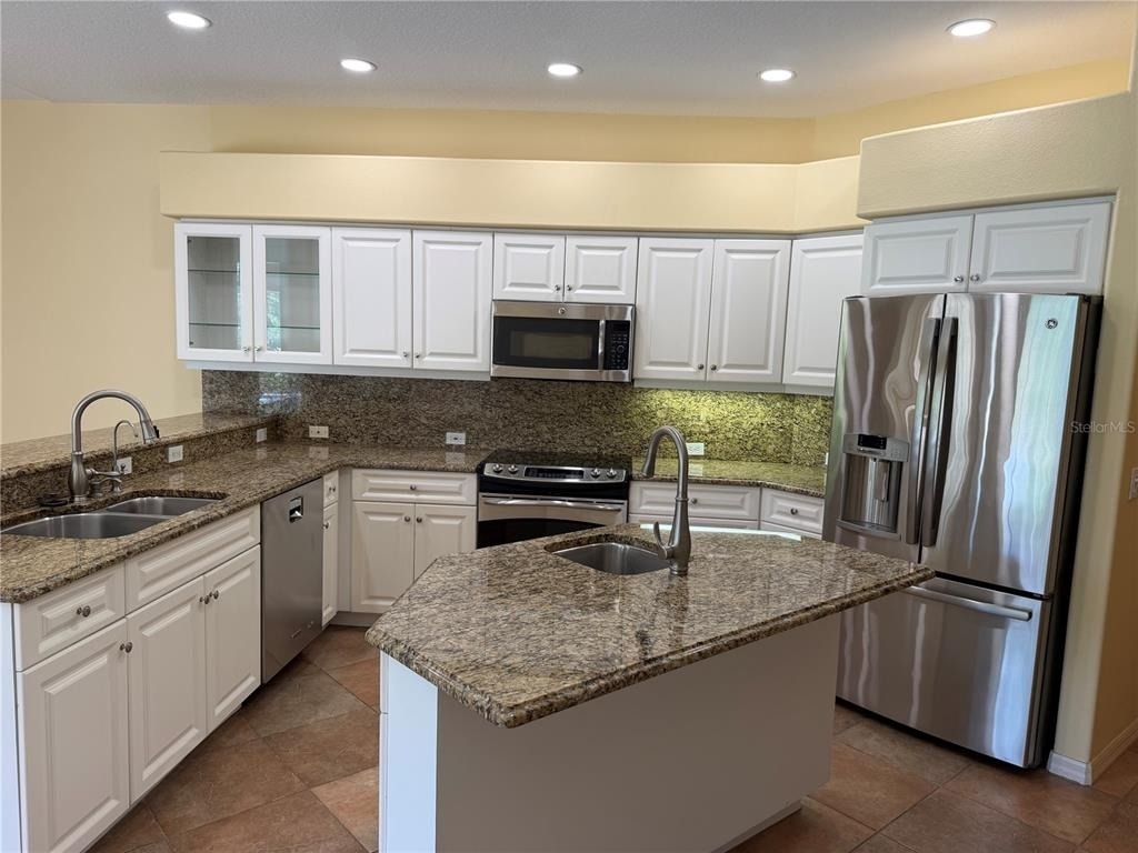 8544 Park Shore Lane - Photo 9