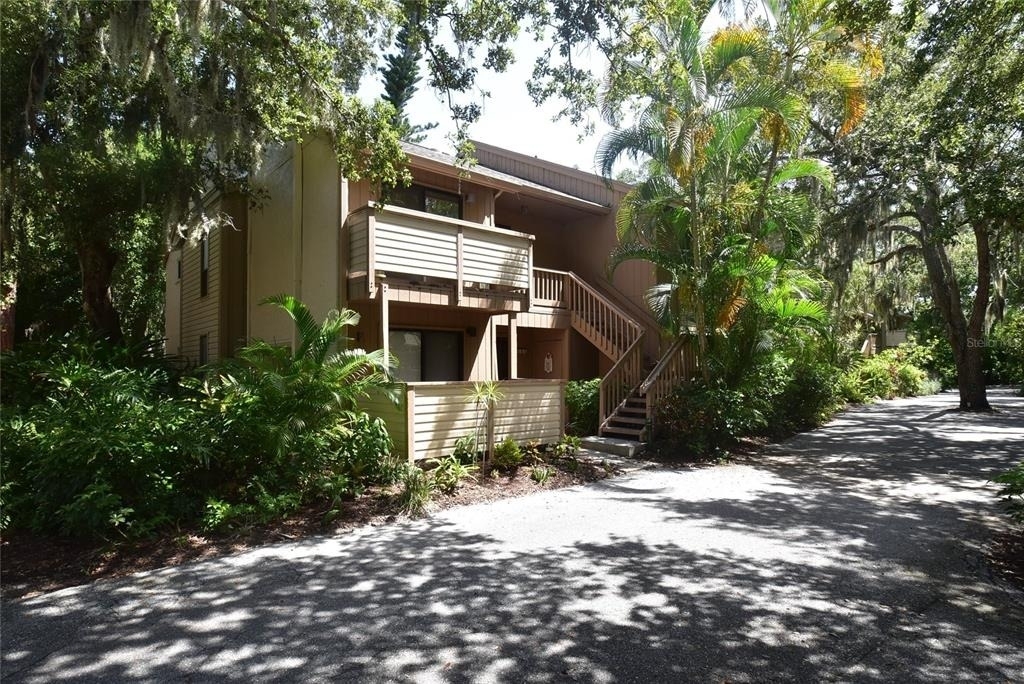 1709 Clower Creek Drive - Photo 0