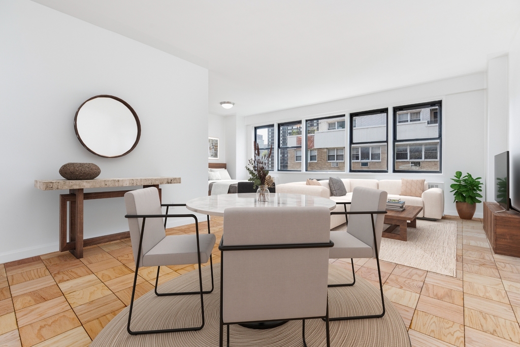 East 36th Street - Photo 3