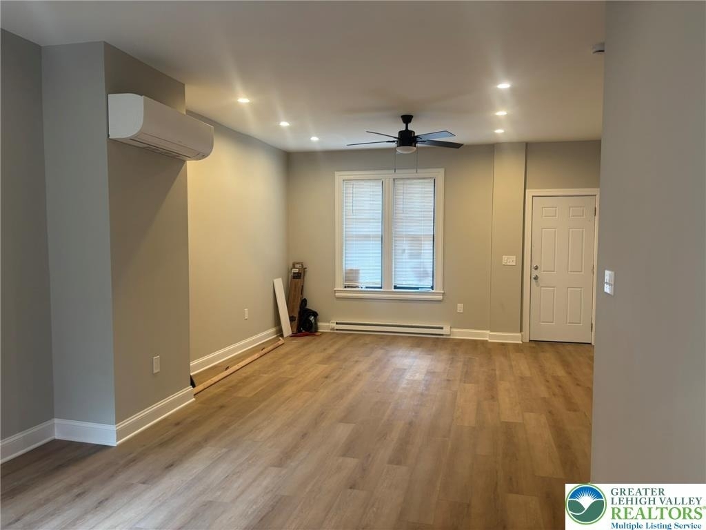 141 S 6th Street - Photo 2