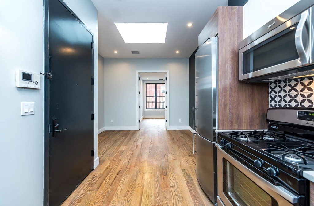 2 Stanwix Street - Photo 8