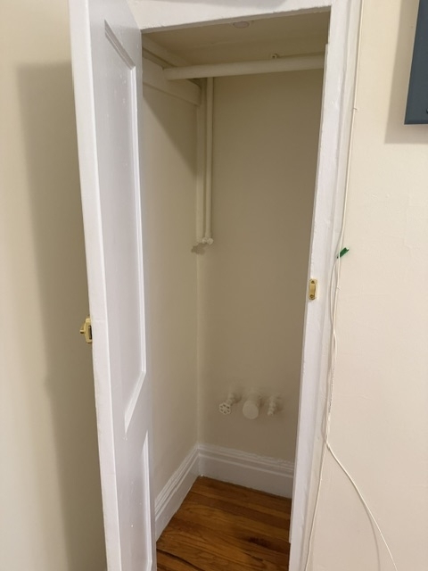West 45 Street - Photo 2