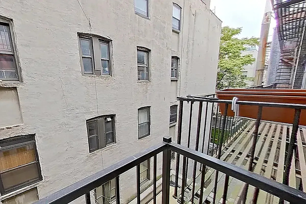 42 Avenue B - Photo 4