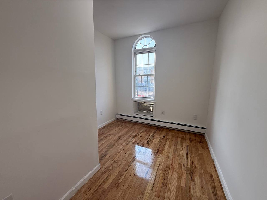 482 Kosciuszko Street - Photo 8
