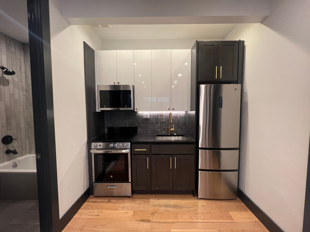 563 4th Avenue - Photo 4