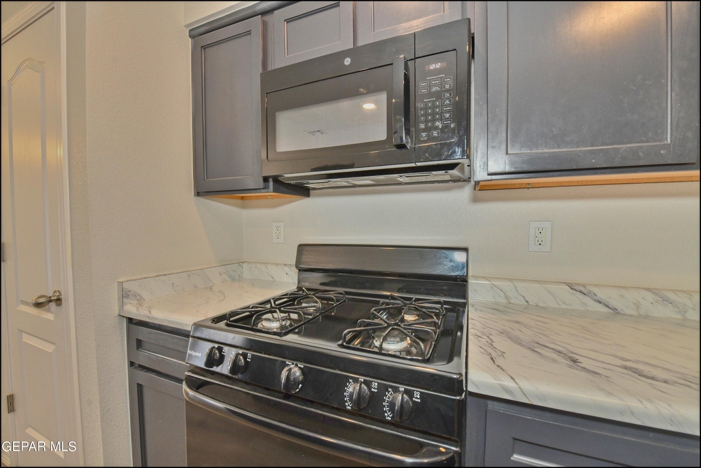 952 Orangetip Drive - Photo 15
