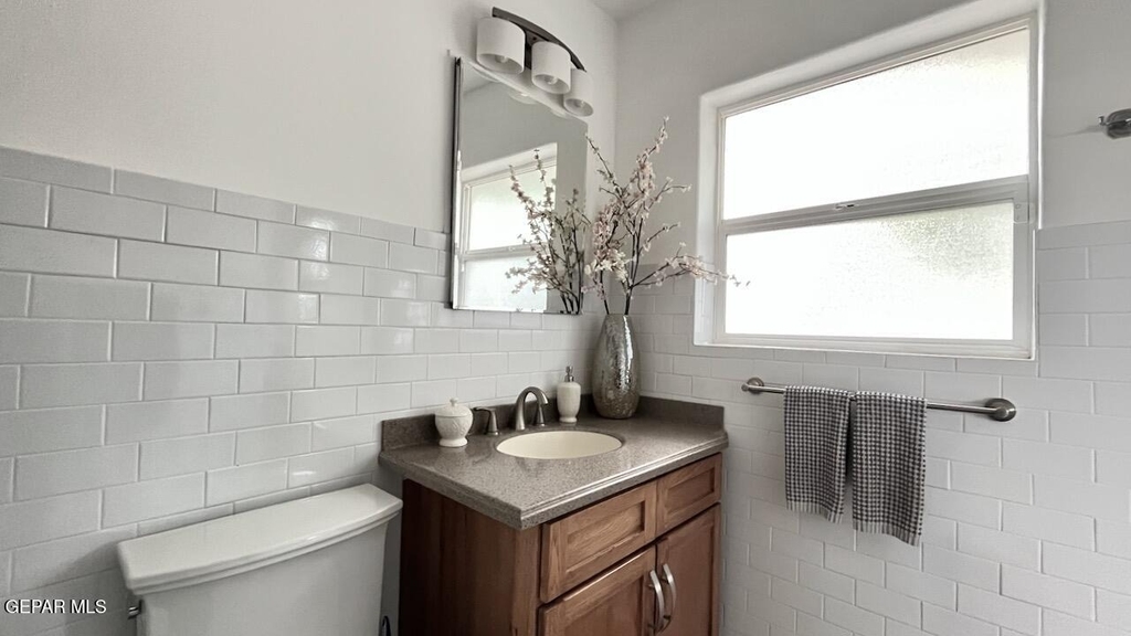 1200 Stockwell Lane - Photo 17