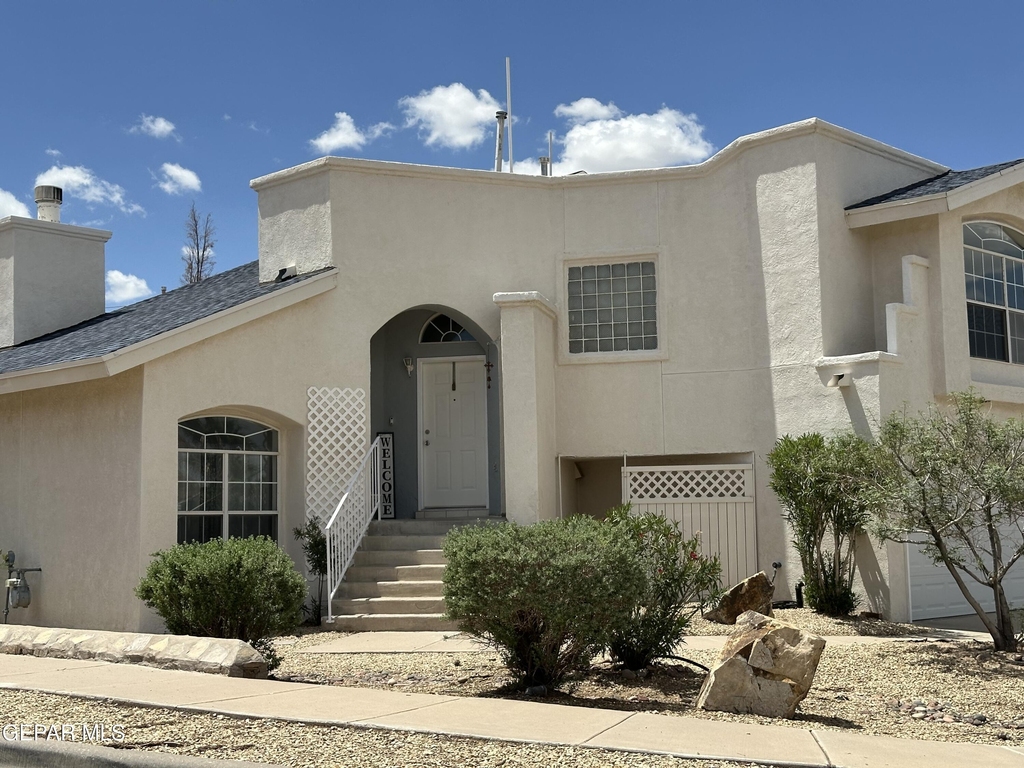 1340 James Cravens Court - Photo 1