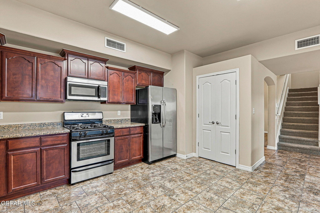 14384 Alma Point - Photo 10