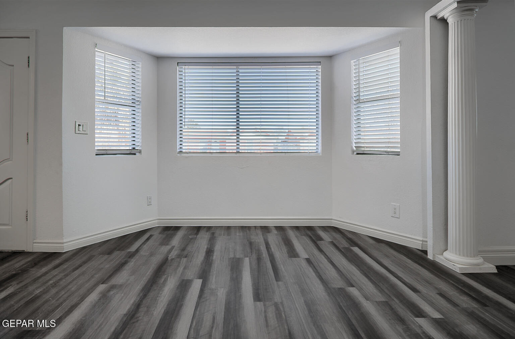 9709 Vallarta Drive - Photo 11