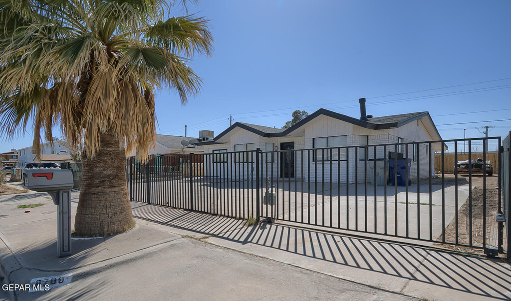 9709 Vallarta Drive - Photo 2