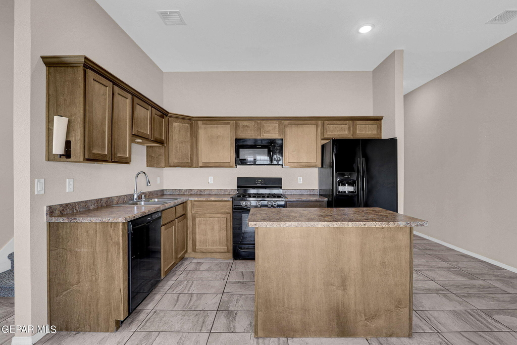 450 Hc Gilbert Minjares Drive - Photo 14