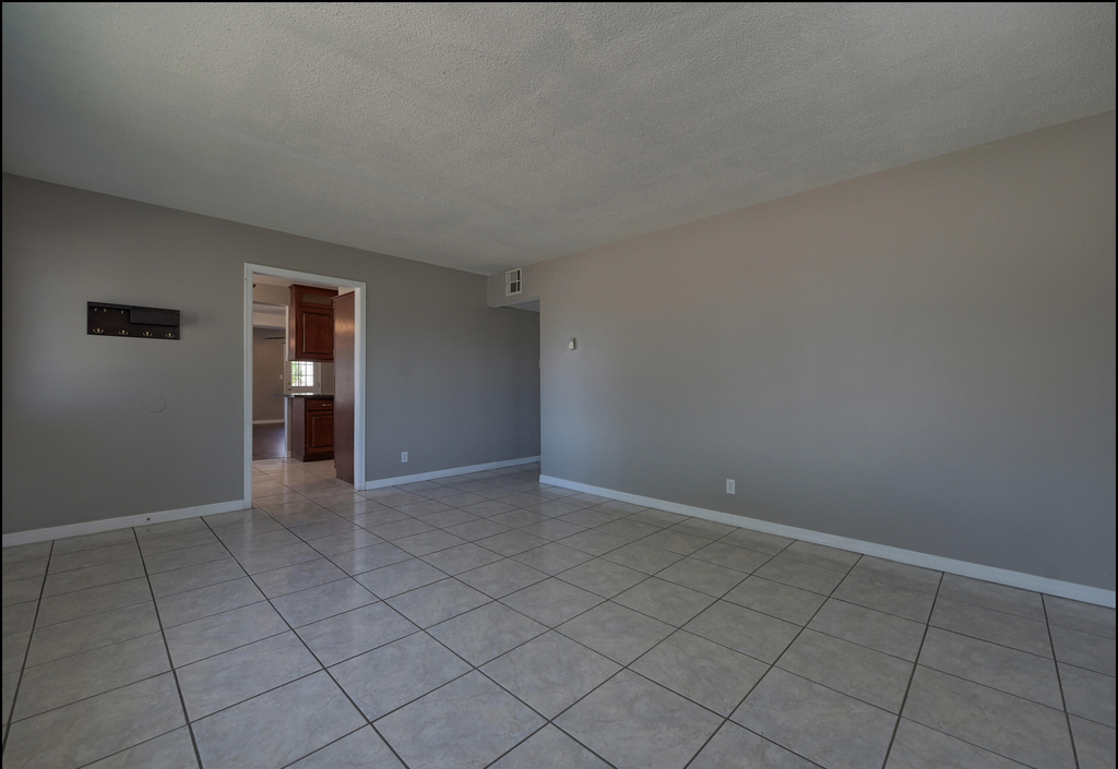 3208 Kirkcaldy Street - Photo 7