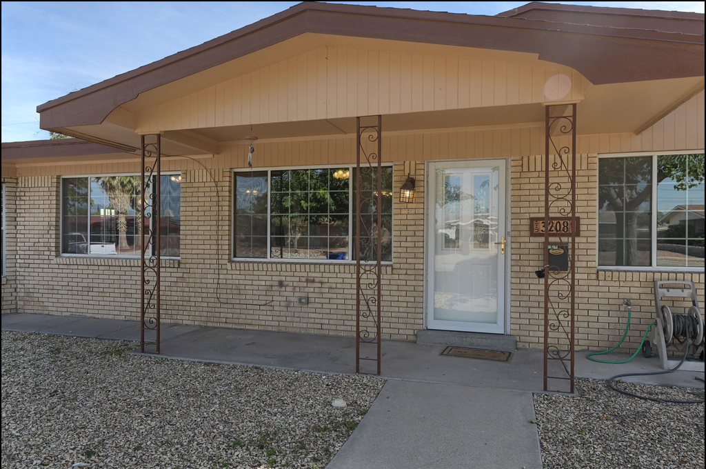 3208 Kirkcaldy Street - Photo 5