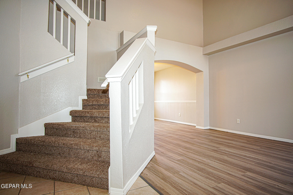 817 Dakota River Avenue - Photo 2