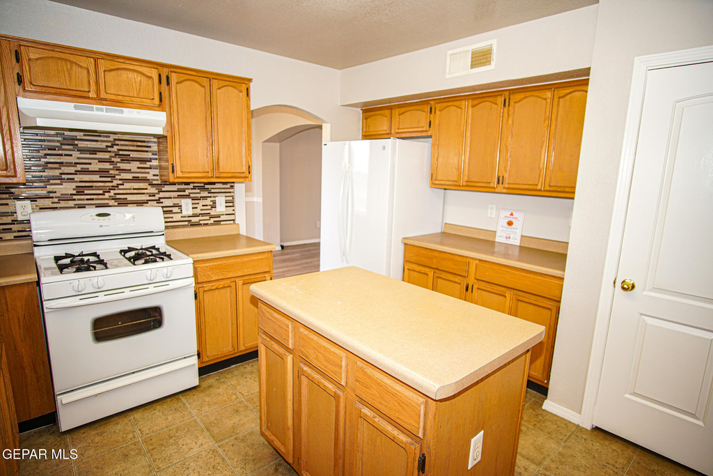 817 Dakota River Avenue - Photo 7