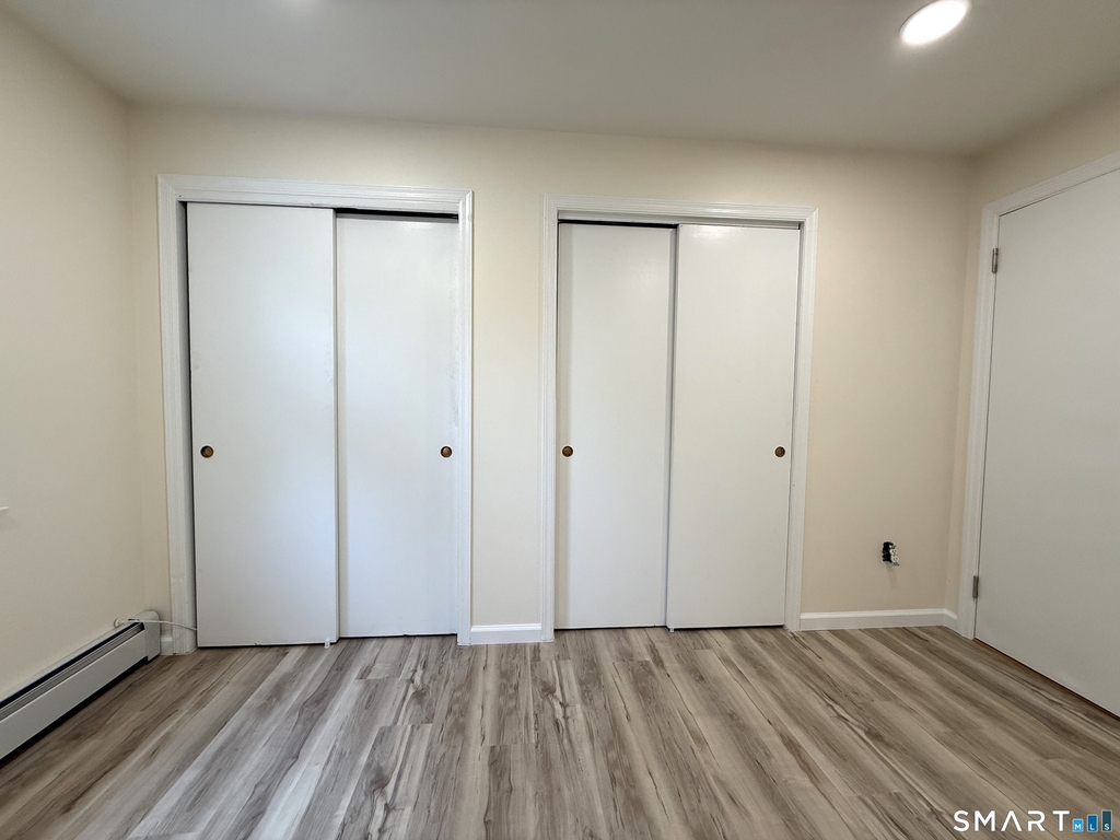 299 Villa Avenue - Photo 14