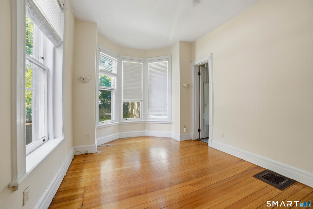 110 Avon Street - Photo 9