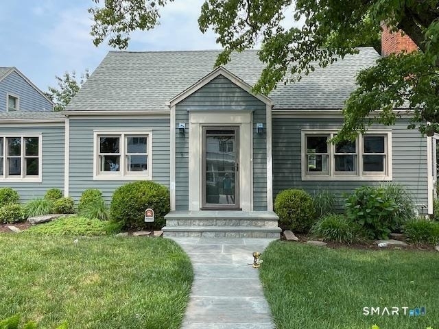 402 Riverside Drive - Photo 4
