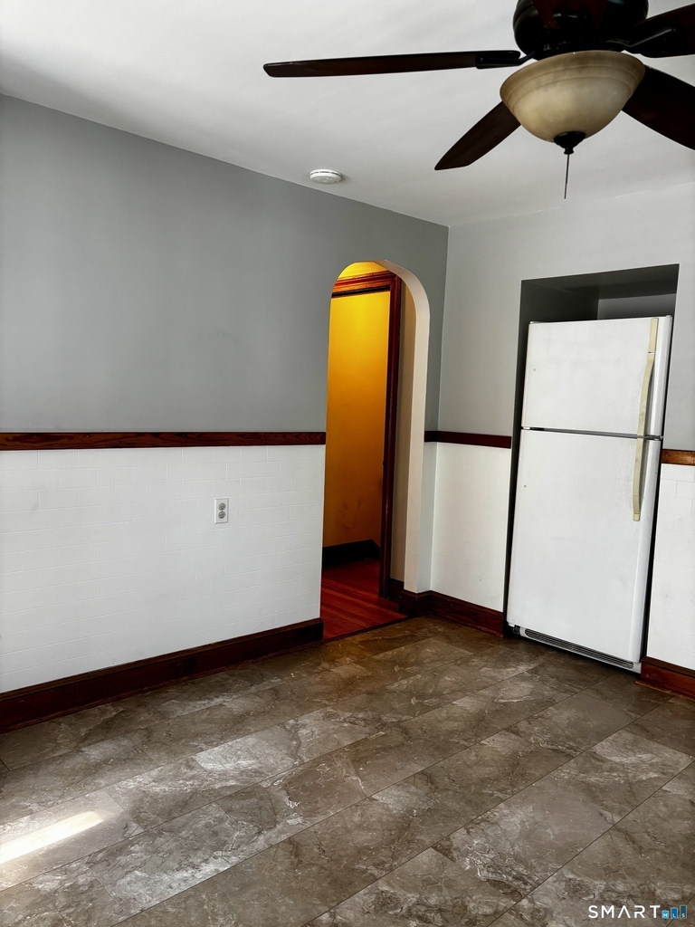 89 Auburn Street - Photo 2