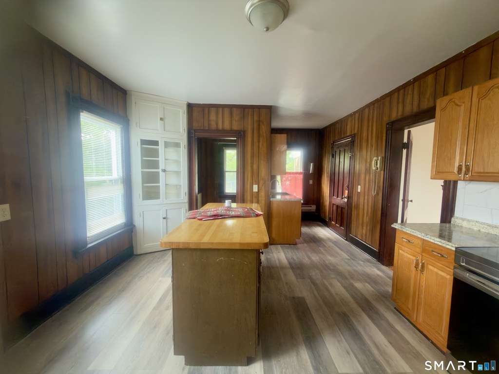 261 Wakelee Avenue - Photo 3