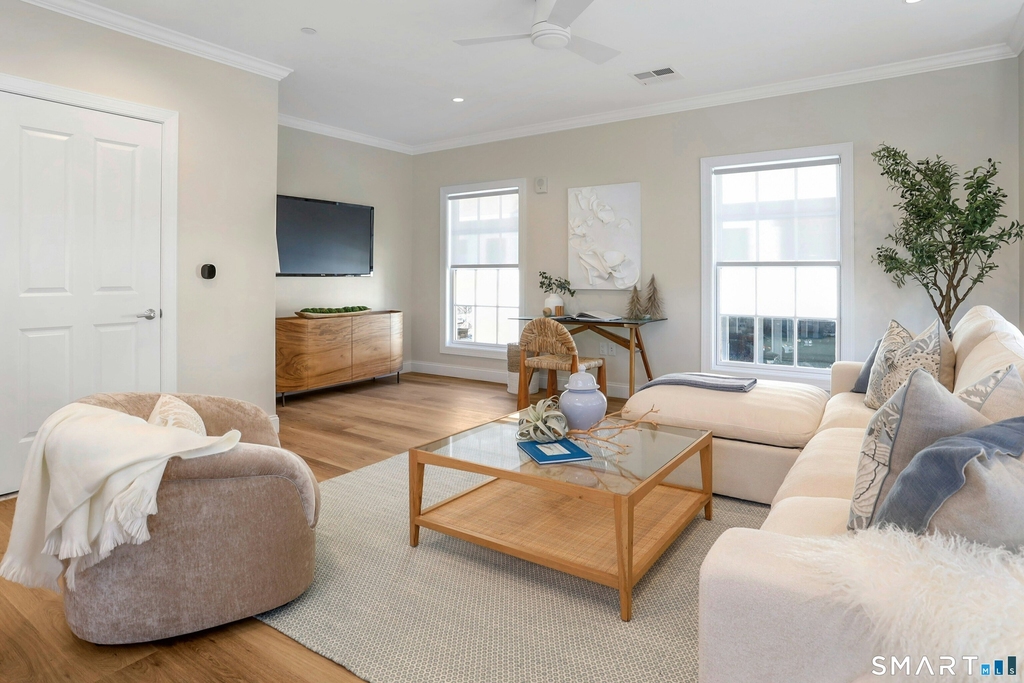340 Heights Road - Photo 1