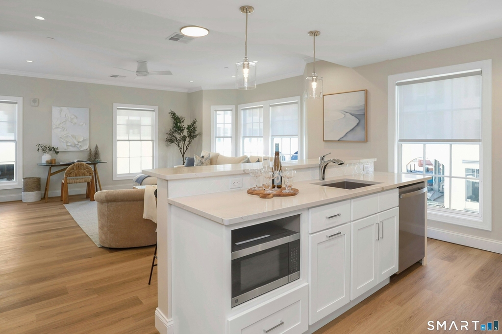 340 Heights Road - Photo 3